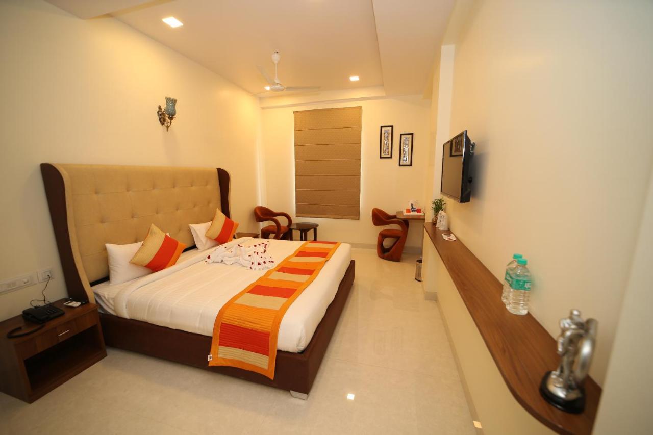 Hotel Myriad Inn Jaipur Exteriör bild